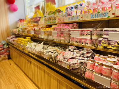 初一糖品零食屋