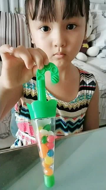 好吃又好玩的雨傘糖,吃玩還可以當玩具,小朋友都喜歡