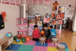 用愛陪伴成長,用心助力脫貧 東大街辦事處向漢臺區首個社區工廠 婦兒之家 捐贈圖書玩具