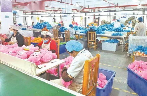 彩，彩，彩 數說脫貧路上的她力量與玩具糖